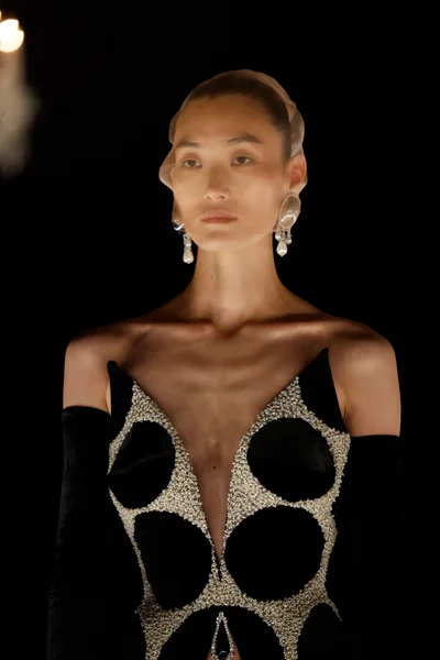 Look 62